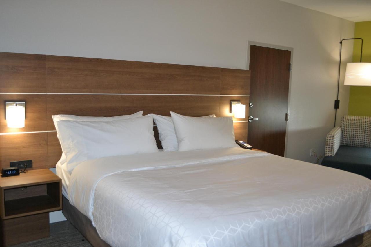 Holiday Inn Express Tallahassee-University Central By Ihg Zewnętrze zdjęcie
